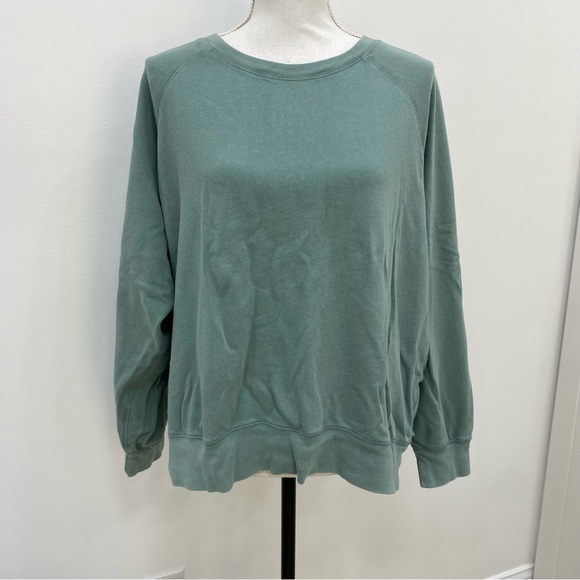 J.Crew Green Crewneck ladies top Sz XL - Picture 2 of 6